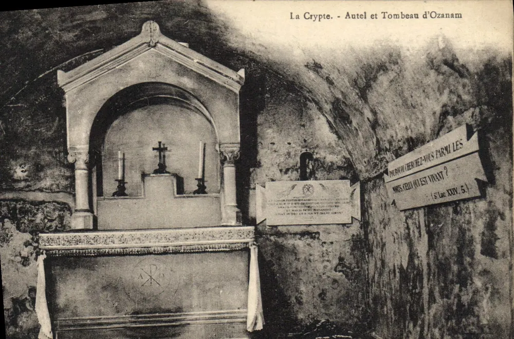 A Cripta - Altar e Túmulo de Ozanam — Editor não identificado, número de série não visível - Frente