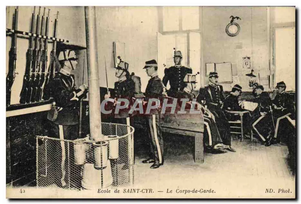 Escola de SAINT-CYR — O Corpo-de-Garde — ND. Fot. - Frente