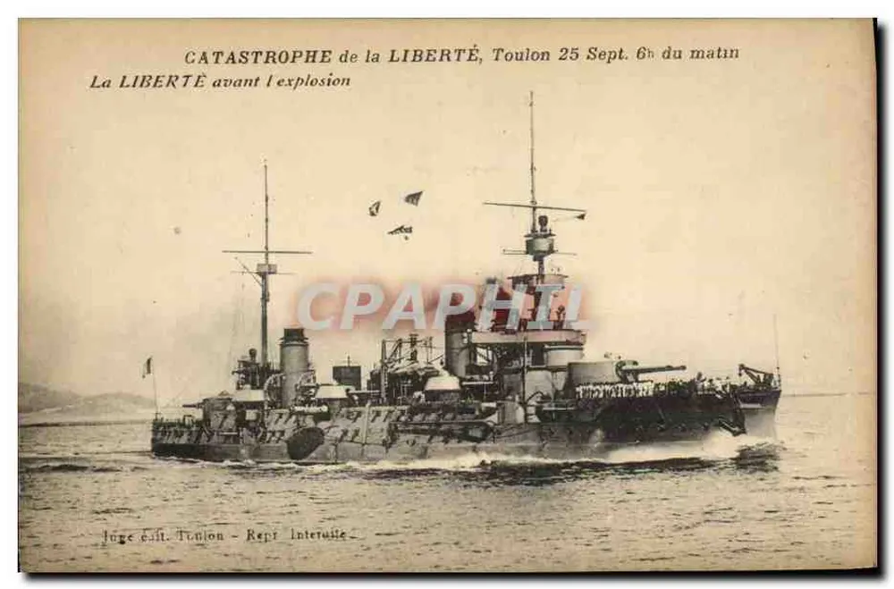 Catástrofe da LIBERTÉ, Toulon — antes da explosão — Imprensa Interuite - Frente