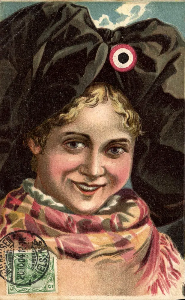 Mulher jovem sorridente — touca preta decorada com um olho — editor anônimo - Frente