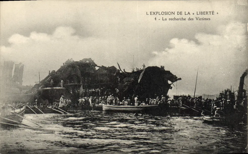 Die Explosion der « Liberté » — 4 - Die Suche nach Opfern — Cliché Girmual - Vorderseite