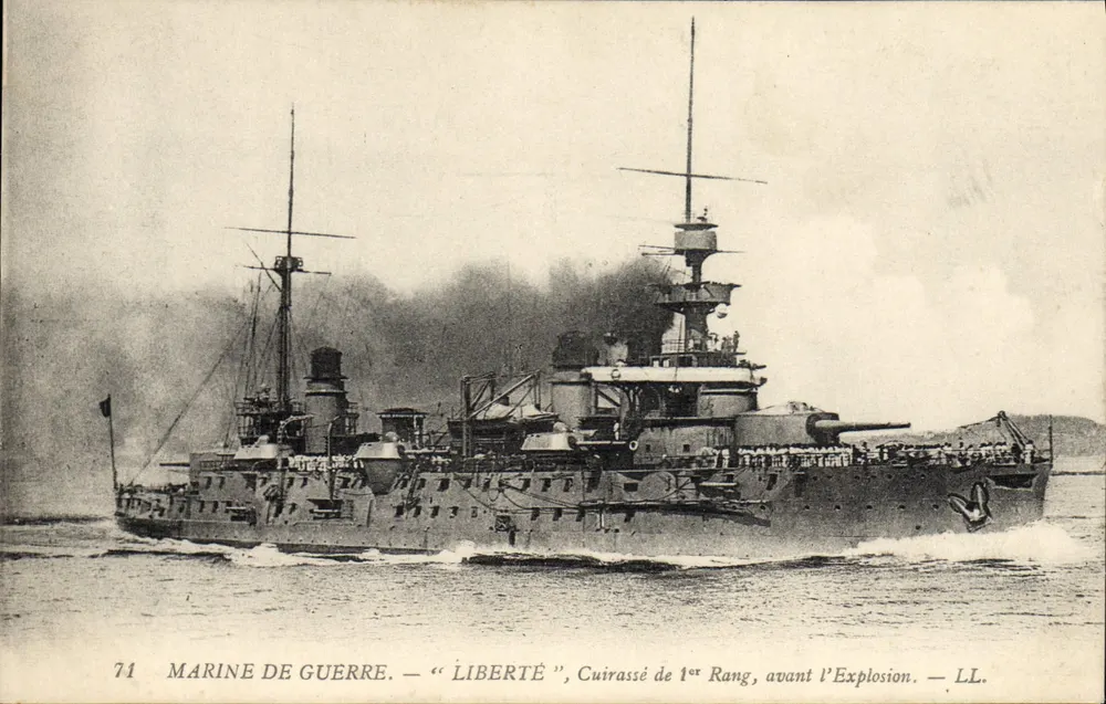 Kriegsmarine — "Liberté", Schlachtschiff erster Klasse, vor der Explosion — LL, n°71 - Vorderseite