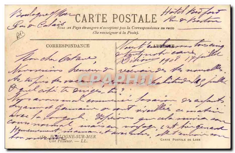 Mulheres pescadoras — cena de trabalho em uma praia — Carte Postale de Luxe - Verso