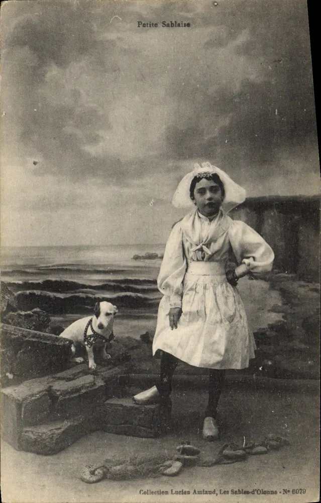 Petite Sablaise — Les Sables-d'Olonne — Coleção Lucien Amand, N° 6079 - Frente