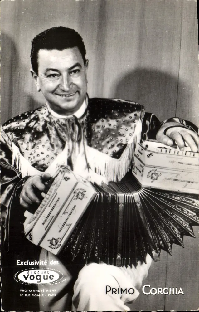 Primo Corchia — músico com acordeão — Exclusividade dos discos Vogue - Frente