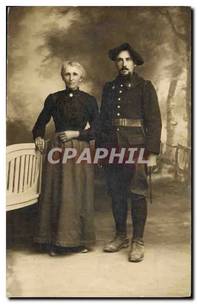 Soldat und ältere Frau — Fotostudio - Vorderseite
