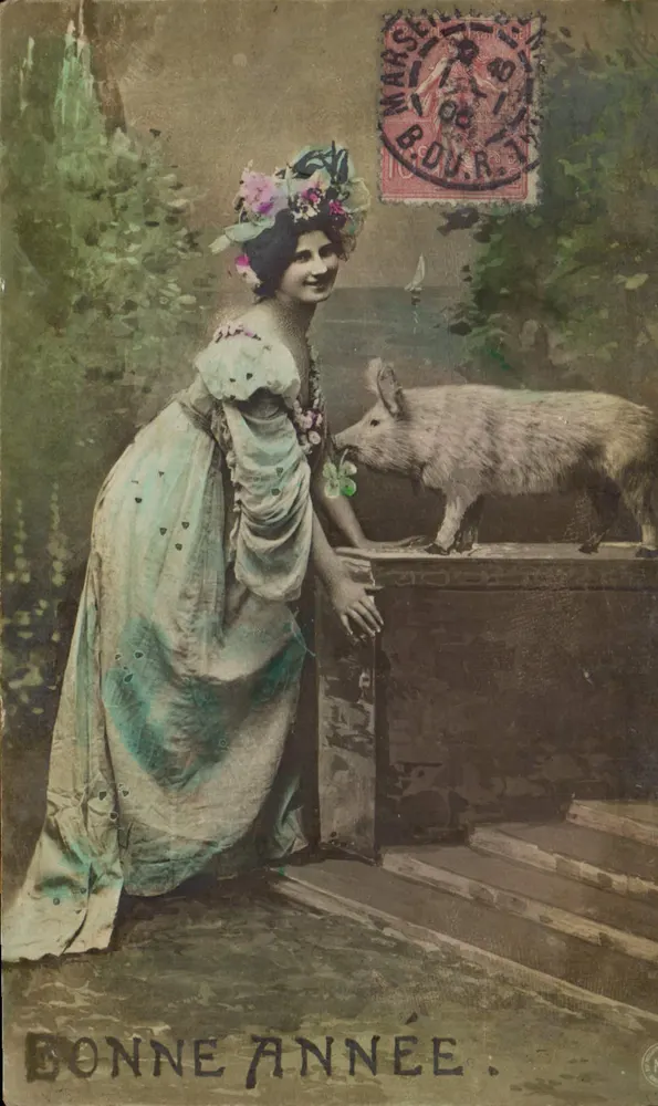 Frau in einem Kleid im Stil des Jugendstils mit einem Wildschwein — Frohe Neujahr — Verlag Oranotypie, Marseille - Vorderseite