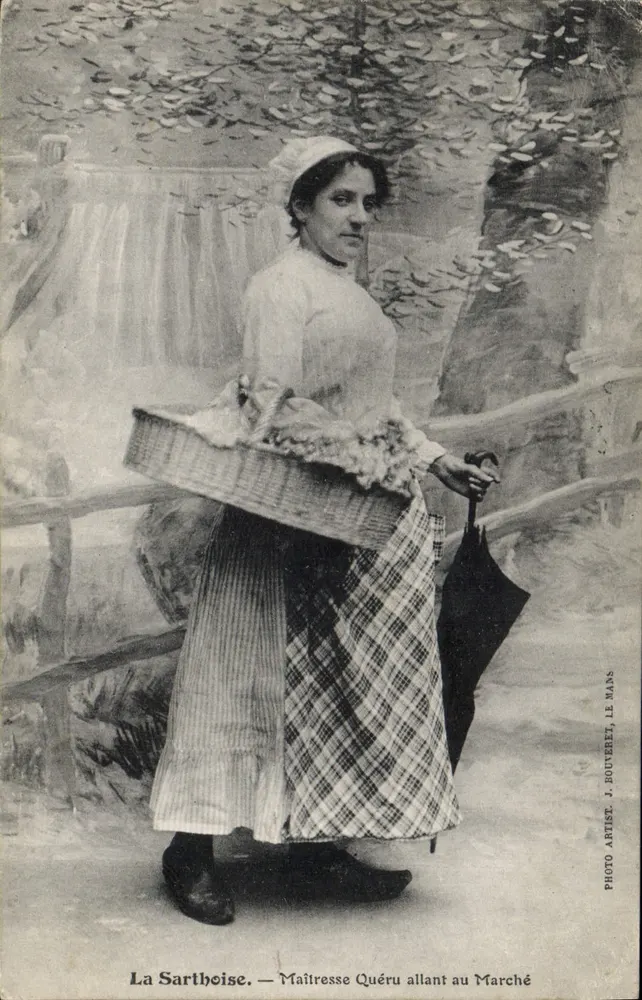 La Sartheoise — Senhora Quérû indo ao Mercado — Foto Artista J. Bouvèret, Le Mans - Frente