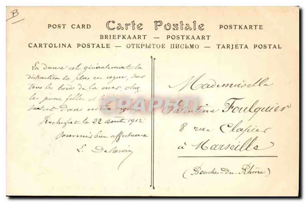 Les Sables-d'Olonne — Auf dem Damm. Sablaïse im Ballkleid. ND Fotografie — Nr. 195 - Rückseite