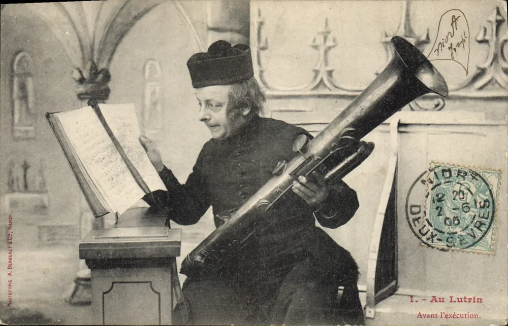 No Lutrin — Antes da execução — Fototipo A. Bereret & Cie, Nancy - Frente