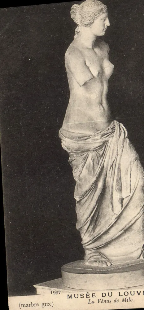 A Vênus de Milo — estátua em mármore grego — Museu do Louvre - Frente