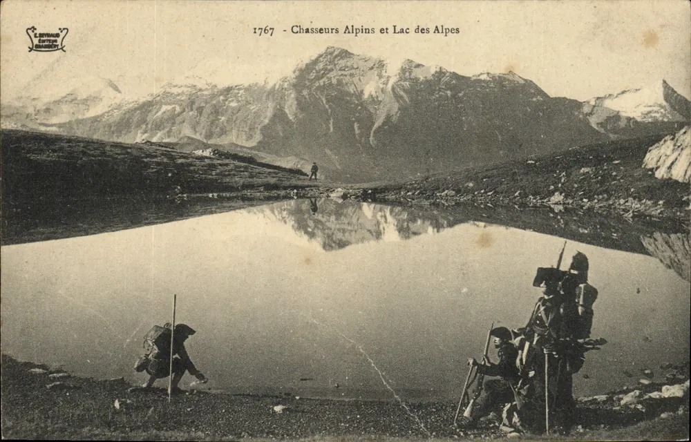 Chasseurs Alpins und Lac des Alpes — alpine Ansicht mit Spiegelung der Berge — Herausgeber L. Duvall & Cie, n° 1767 - Vorderseite