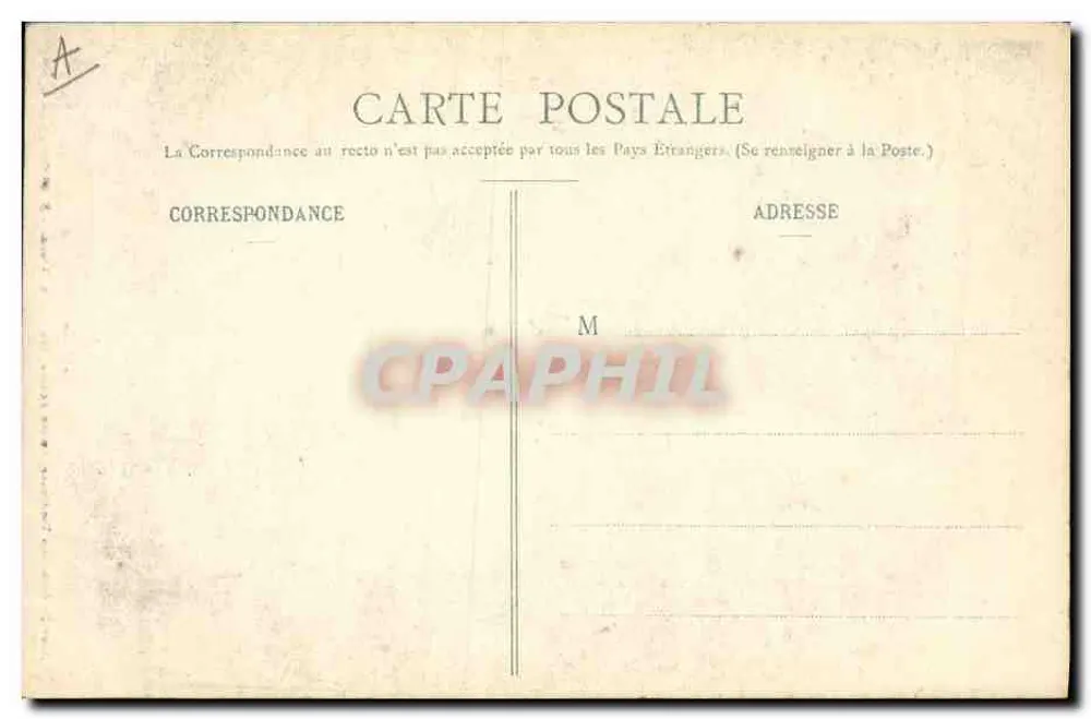 Sablaïse — femme en costume traditionnel près de la mer — Lucien Amiand, Les Sables-d'Olonne - N° 9028 - Verso