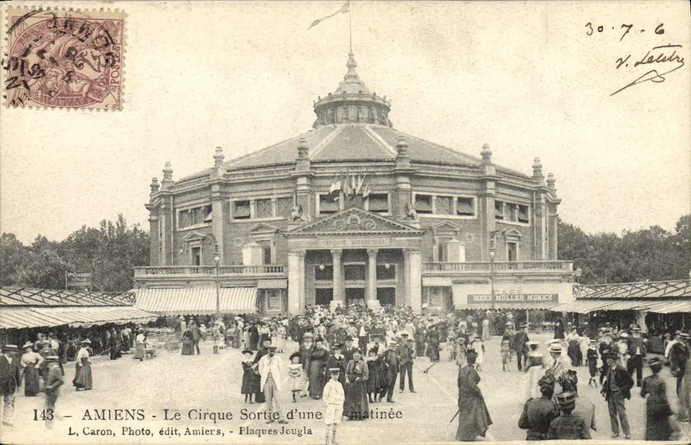 AMIENS - O Cirque Saída de uma manhã — L. Caron, Foto, edição Amiers, - Flaque Jouglà - Frente