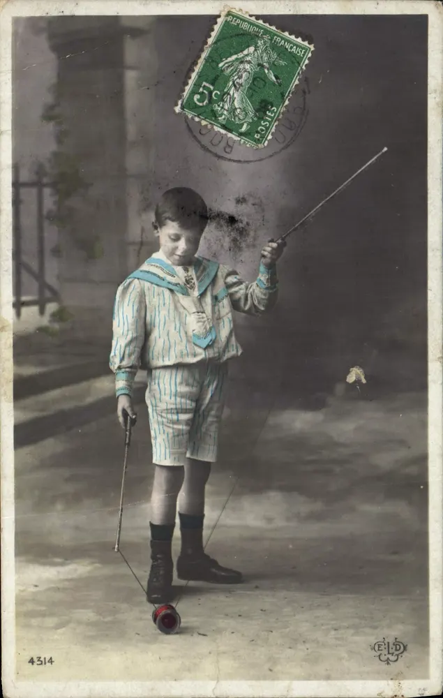 Enfant jouant au yo-yo — scène extérieure — Éditeur ELD n°4314 - Frente