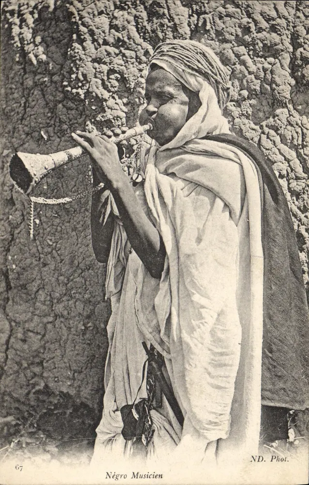 Negro Musiker — Schwarzer Musiker, der ein Blasinstrument spielt — ND. Phot. n° 67 - Vorderseite