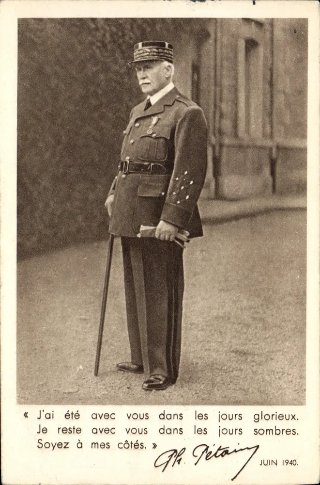 Mariscal Philippe Pétain — Retrato em uniforme — E. Delossièvre, Paris - Frente