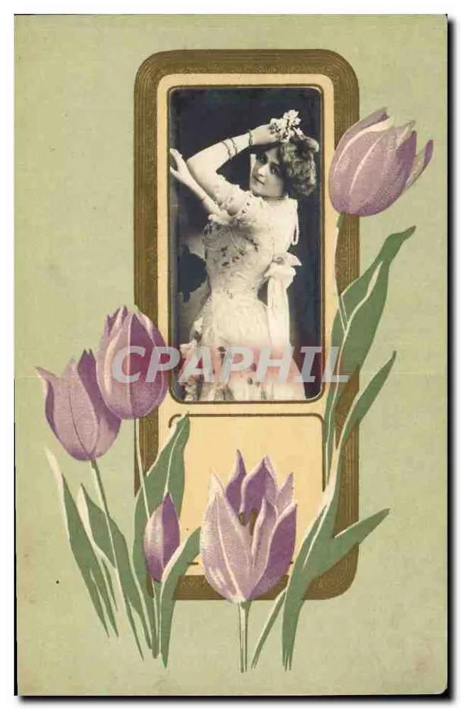 Frau in weißem Kleid — Violette Tulpen — Illustrierte Postkarte - Vorderseite