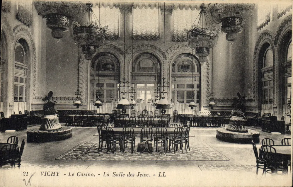 Vichy - Das Casino - Das Spielzimmer - LL - Vorderseite