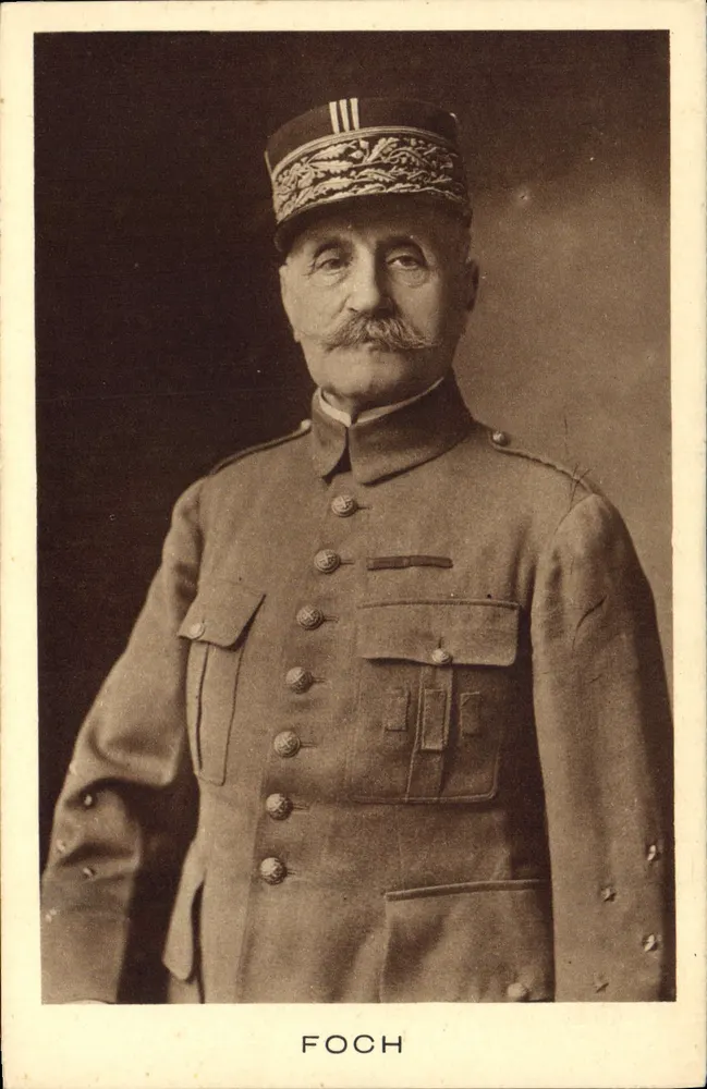 Foch — Maréchal da França, Geral das Forças Aliadas — Braun & Cie, Paris - Frente