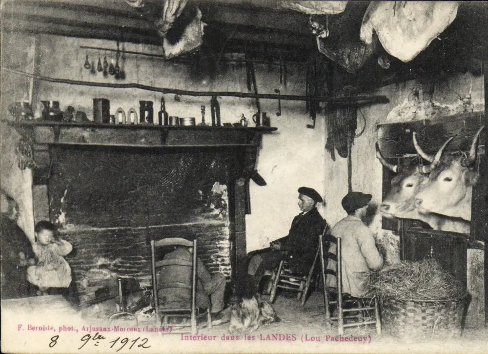 Interieur in de LANDES — Lou Pachedeny — F. Bernède, fot., Arjuzanx-Morcenx (Lundes) - Voorkant