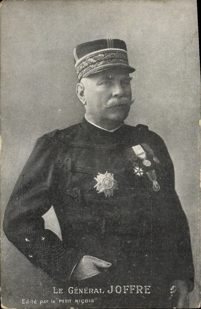 O Geral Joffre — retrato militar — editado pelo 'Petit Niçois' - Frente