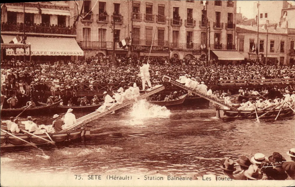 Sete (Hérault) - Estação Balnearia - As Joutes - Frente