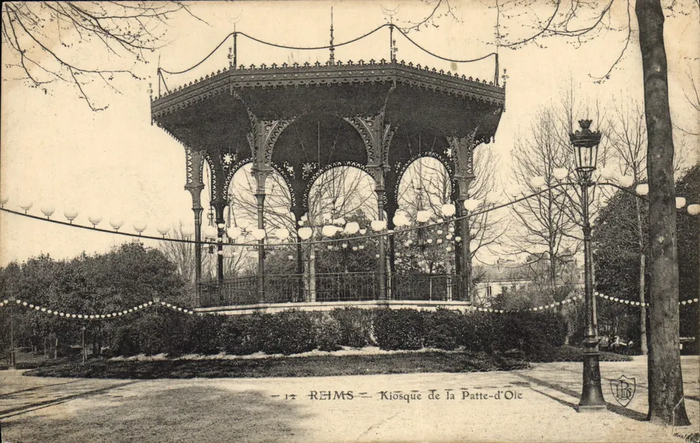 Reims — Kiosque de la Patte-d'Oie — Editor R. B. - Frente