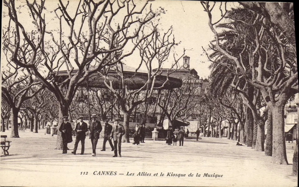 CANNES — Die Promenade und das Musikkiosk — Edition Baylone, Nice, n° 112 - Vorderseite