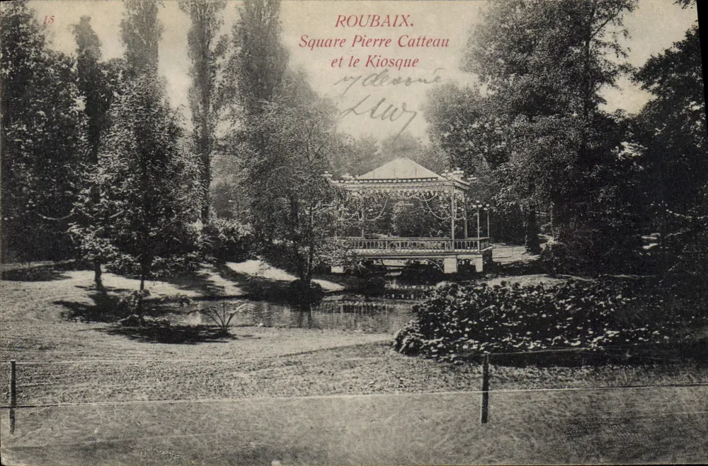 Roubaix. Pátio Pierre Catteau e o Kiosque — Edição E. Dur em Roubaix, n°15 - Frente