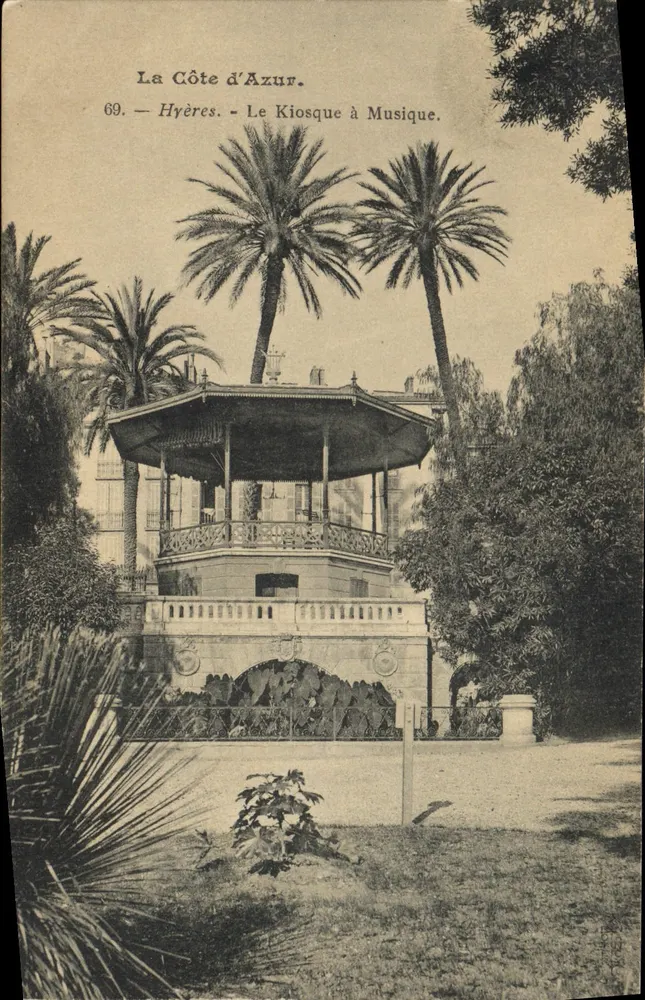 O Kiosque de Música — Hyères — A Costa do Azul. — Editor: A Costa do Azul, n° 69. - Frente