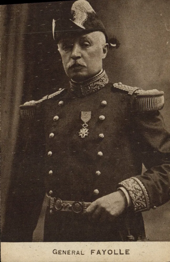 Geral Fayolle — retrato militar — Cliché Pirou-Royale - Frente