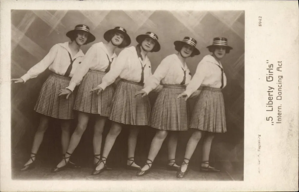 5 Liberty Girls — Intern. Dancing Act — Ragdeburg - Frente