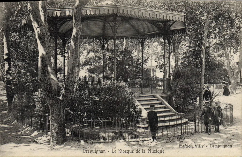 Draguignan - Le Kiosque de la Musique — Édition Villy - Draguignan - Frente