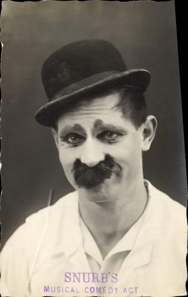 Snurb's Musical Comedy Act — comediante com bigode e chapéu de feltro — editor não identificado - Frente