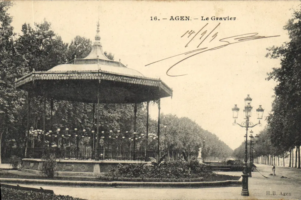 Agen - Le Gravier — kiosque orné e allée arborée — H.B. Agen, n°16 - Frente