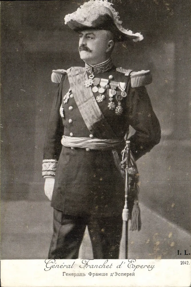 Geral Franchet d'Esperey — retrato militar — I. L. n° 2042 - Frente