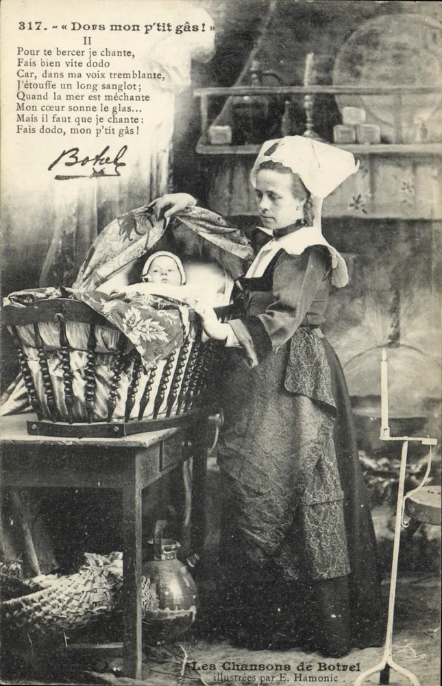 Mulher em traje da época balançando um bebê — As Canções de Botrel ilustradas por E. Hamonic — n°317 - Frente