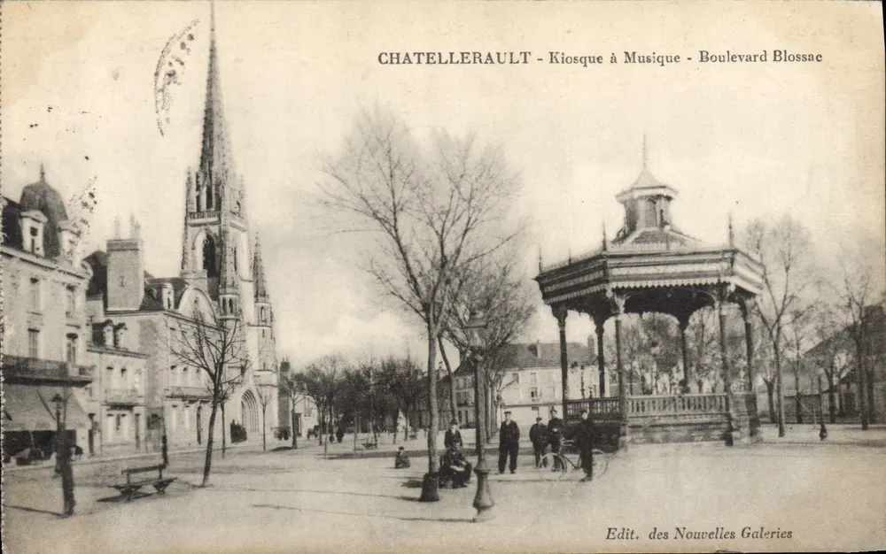 Châtellerault — Kiosku muzyki — Bulwar Blossac — Wyd. Nowych Galerii - Awers