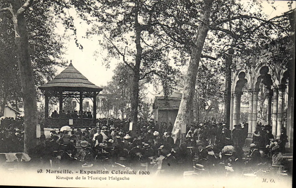 Marseille - Kolonialausstellung 1906 - Malagasy Musikkiosk - Vorderseite