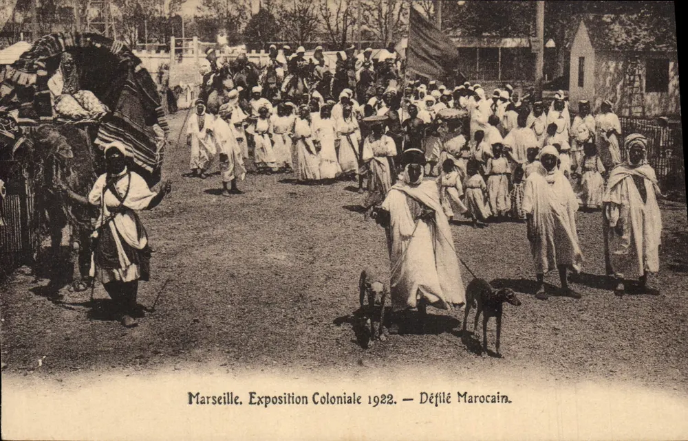 Marseille. Kolonialausstellung 1922. — Marokkanische Parade. - Vorderseite