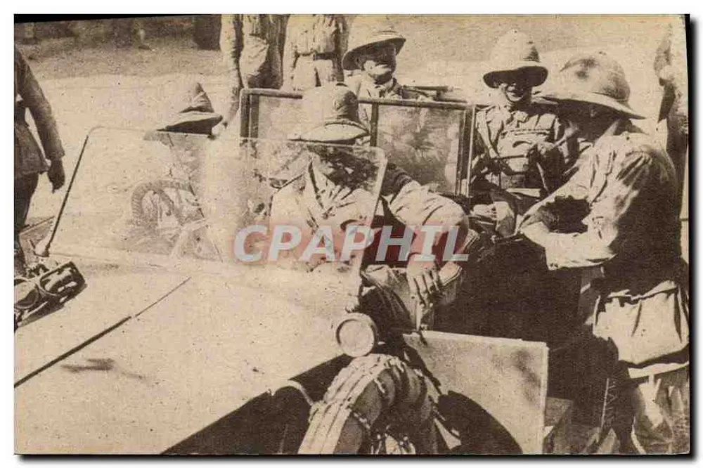 Soldados em veículo militar — Darras, Oriente — Fotografia de M. Guyot - Frente