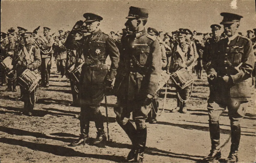 Majores britânicos e o Estado na Macedônia — Coleção Privada de M. Guyot, C. Malecult, fot. edit., Paris - Frente