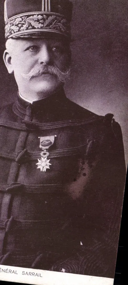 Geral Sarrail — retrato militar — editor não identificado, número de série não visível - Frente