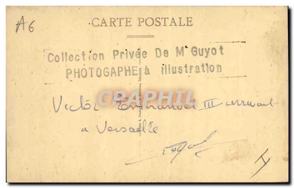 Vítor-Emmanuel III chegando a Versailles — Coleção Privada de M. Guyot, Toulouse - Verso