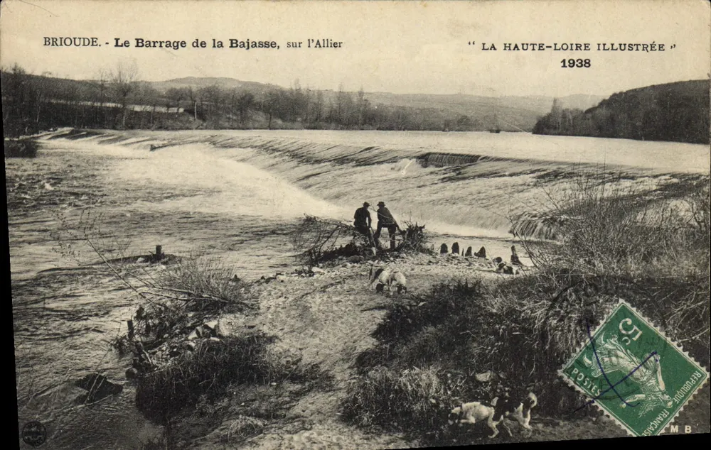 Brioude - Der Bajasse-Staudamm auf der Allier — "La Haute-Loire Illustrée" 1938 - Vorderseite