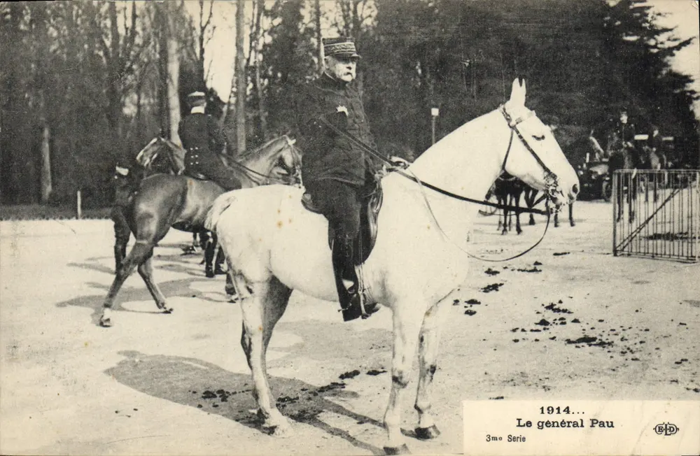 O general Pau — 1914 — 3ª Série — Editor B.D. - Frente