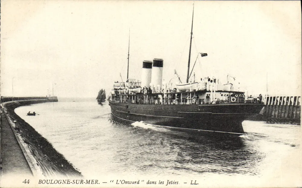 Boulogne-sur-Mer — L’Onward in den Hafendämmen — LL. n°44 - Vorderseite
