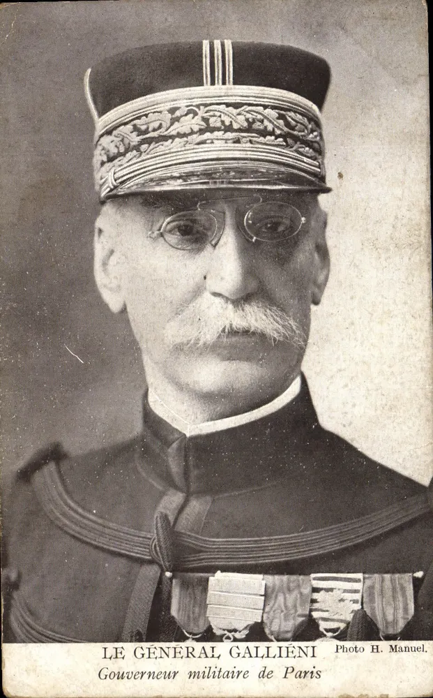 General Galliéni — Militärgouverneur von Paris — Foto H. Manuel - Vorderseite