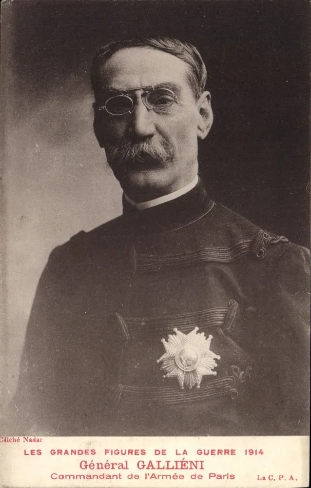 Geral Galliéni — Comandante do Exército de Paris — Cliché Nadar, La C.P.A. - Frente